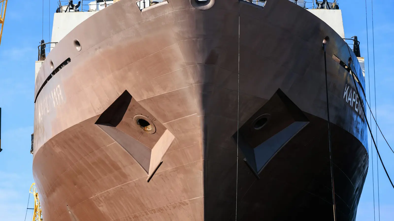Hatch cover refurbishment