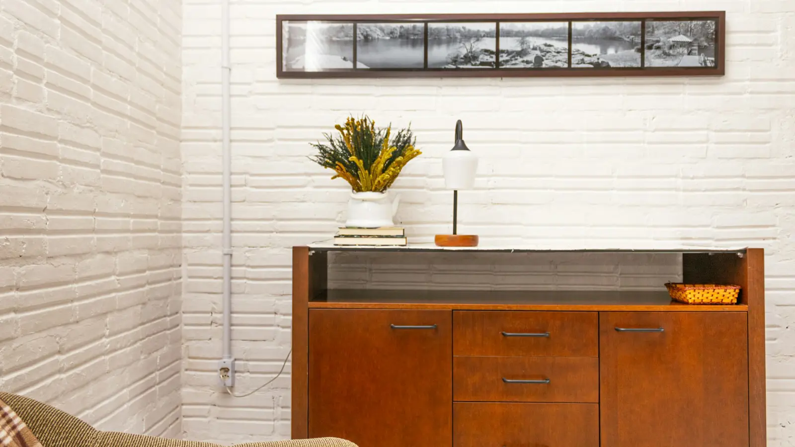 Shop counter and back bar